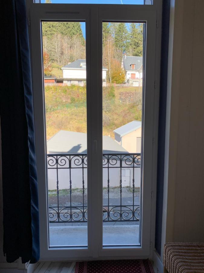 Appartement Lumineux N°6 Le Val D'Or - 4 Personnes - 1 Chambre Avec Petit Balcon La Bourboule ภายนอก รูปภาพ